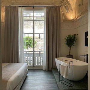 Suite con Cama Queen